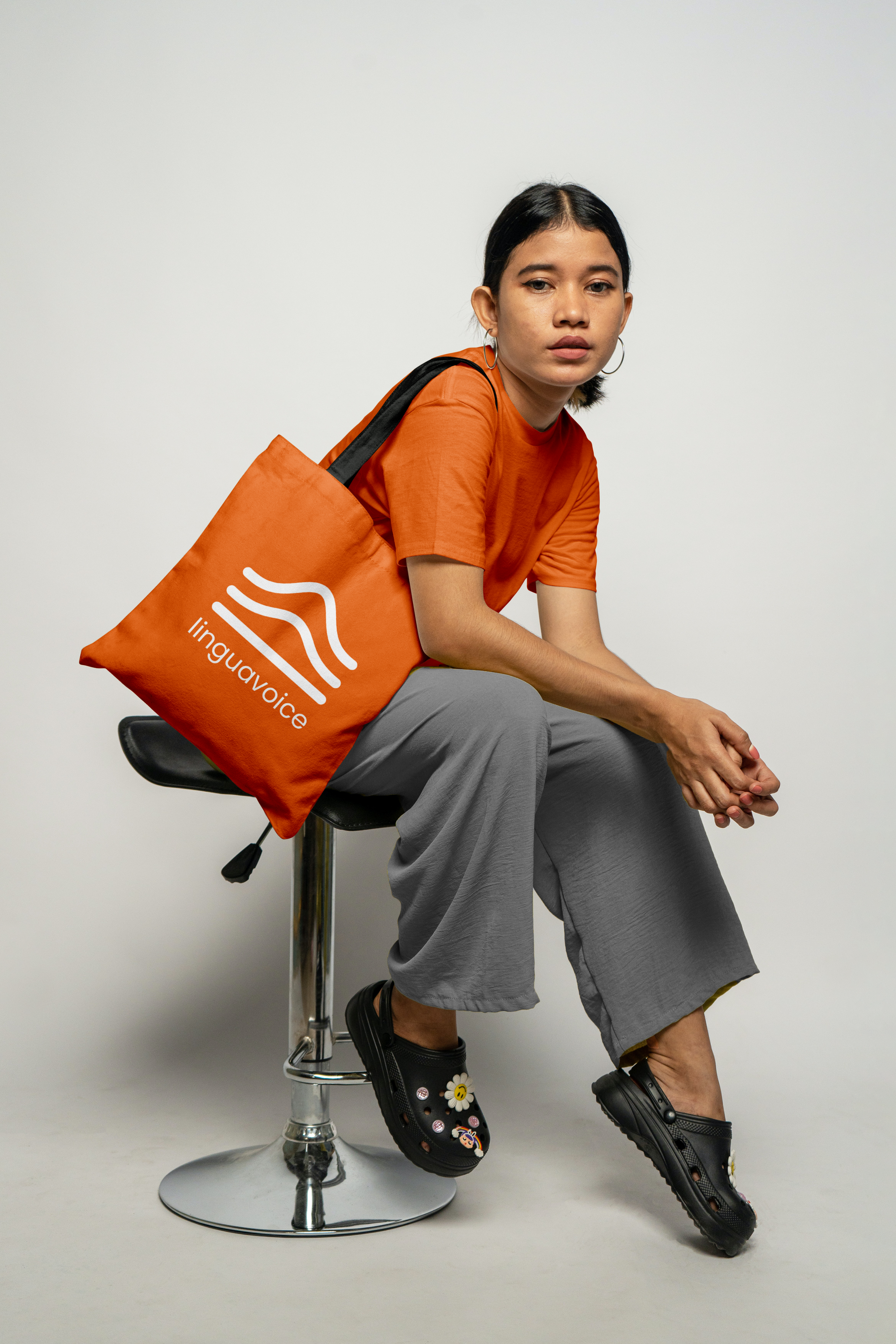 Woman-Wears-Canvas-Bag-Mockup